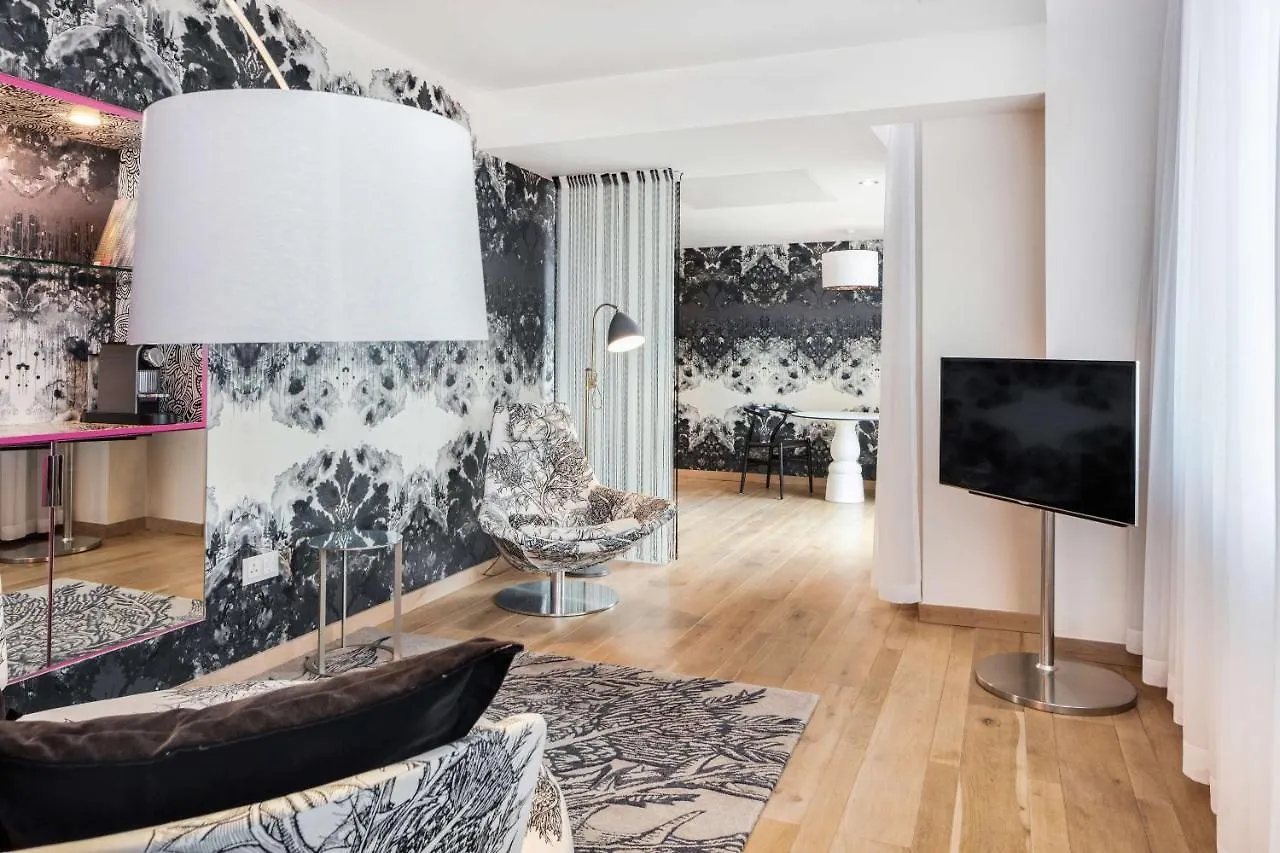 ***** Hotel Radisson Collection Hotel, Royal Mile Edinburgh United Kingdom