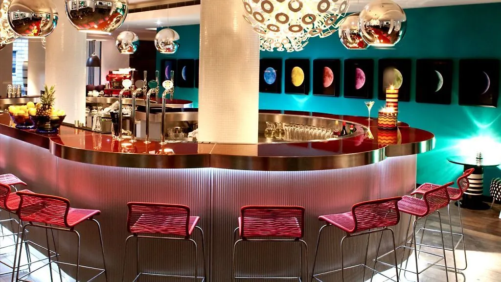 Radisson Collection Hotel, Royal Mile אדינבורו